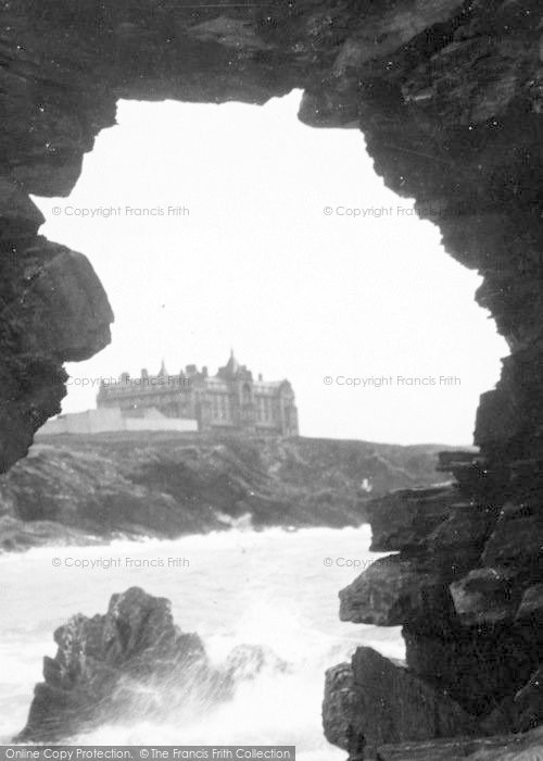 Photo of Newquay, Headland Hotel c.1935