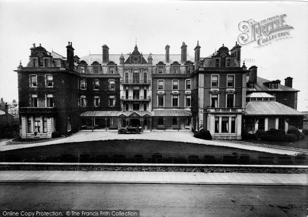 Photo of Newquay, Hotel Victoria 1922