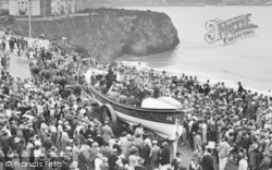 Lifeboat Day, The Boat And Crowd 1928, Newquay