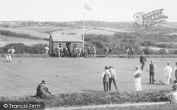 People Bowling 1918, Newquay