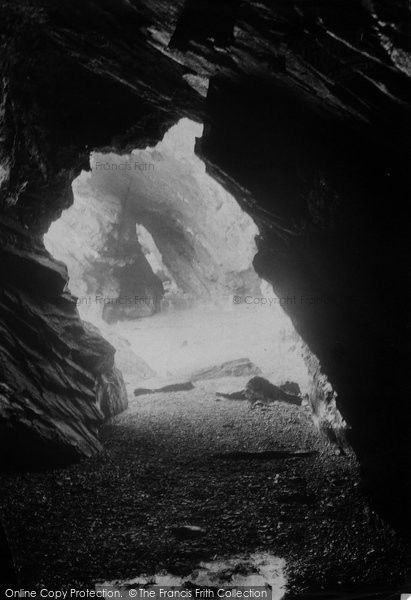 Photo of Newquay, Tea Caverns 1912
