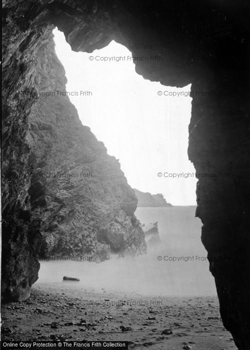 Photo of Newquay, Tea Caverns 1912