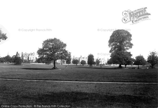 Photo of Newton Abbot, Courtenay Park 1896