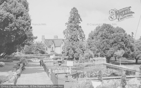Photo of Newton Abbot, Courtenay Park c.1955