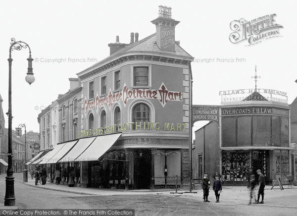 Photo of Newton Abbot, Courtenay Street 1910