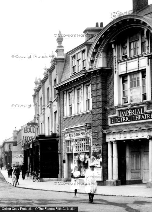 Photo of Newton Abbot, Imperial Electric Theatre, Queen Street 1918