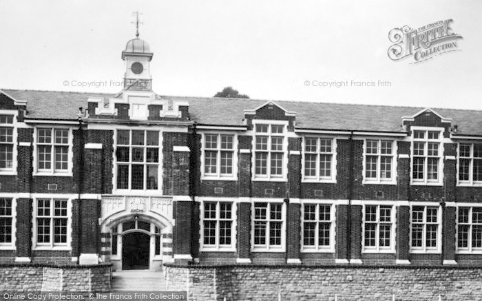 Photo of Newton Abbot, Seale Hayne College 1918