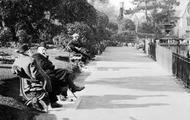 Taking The Air, The Park 1915, Newton Abbot