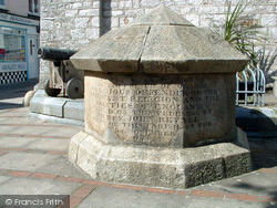 William Of Orange Memorial 2004, Newton Abbot