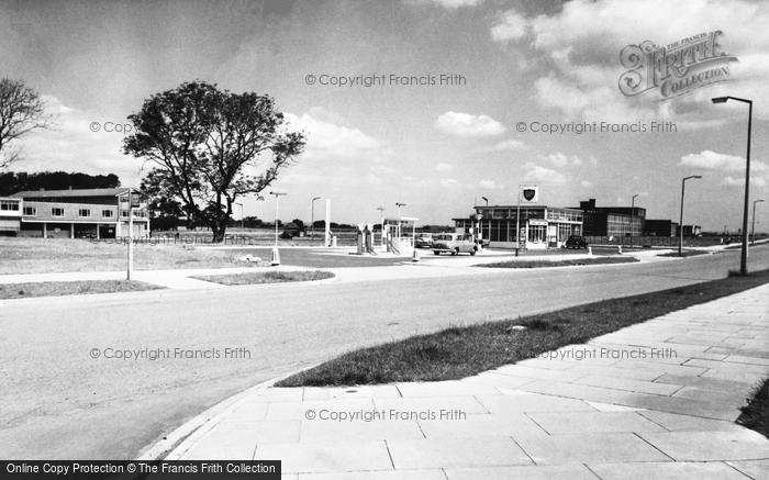 Photo of Newton Aycliffe, Central Avenue c.1955
