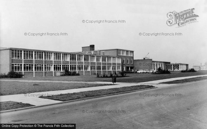 Photo of Newton Aycliffe, Marlowe Hall Campus School c.1960