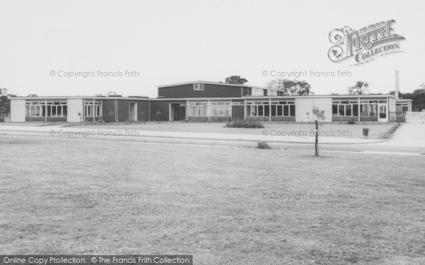 Photo of Newton Aycliffe, Stephenson Way School c.1960