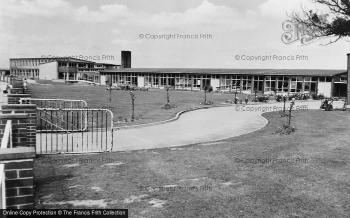 Photo of Newton Aycliffe, Sugar Hill School c.1955