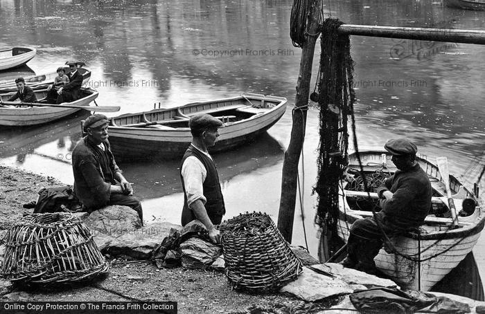 Photo of Newton Ferrers, Fishermen, The River Yealm 1924