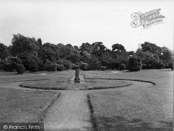 Mesnes Park c.1955, Newton-Le-Willows