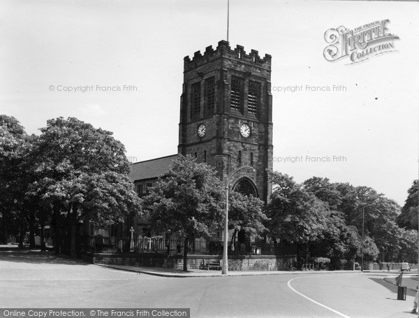 Photo of Newton Le Willows, St Peter's Church c.1955
