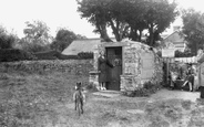 The Well 1938, Newton