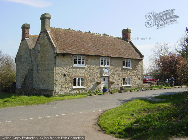 Photo of Newtown, Former Noah's Ark Pub 2005