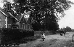 The Lane To The Church 1908, Noak Hill