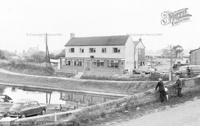 Photo of Norbury Junction, Junction Inn c.1955