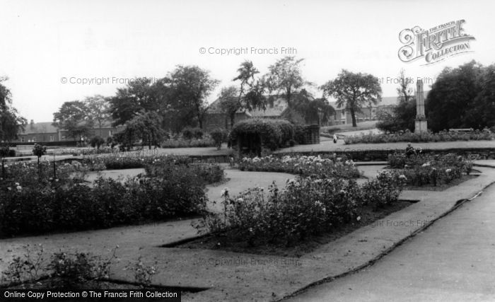 Photo of Normanton, Haw Hill Park c.1965