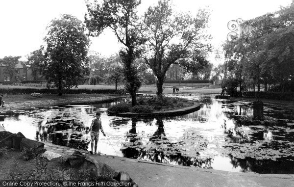 Photo of Normanton, Haw Hill Park, the Pond c1955