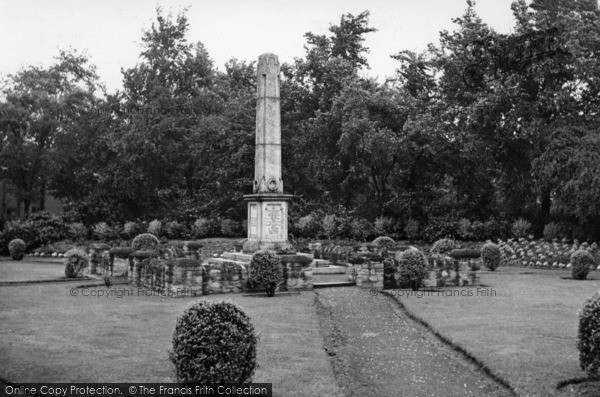 Photo of Normanton, Haw Hill Park, War Memorial c.1955