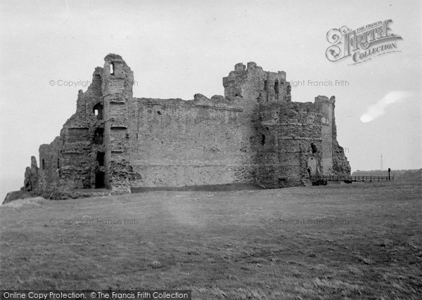 Photo of North Berwick, Tantallon Castle 1948