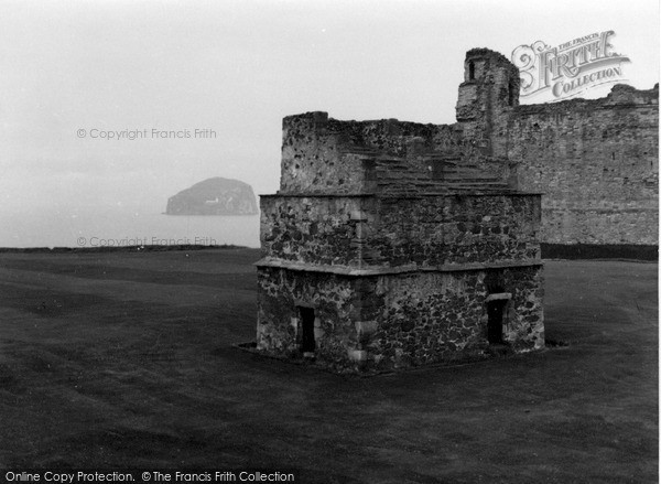 Photo of North Berwick, Tantallon Castle 1954