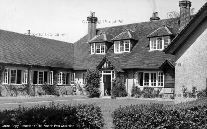 Photo of North Chailey, The Girls' Heritage School c.1950