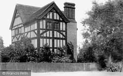 Queen Elizabeth's Hunting Lodge 1903, North Chingford