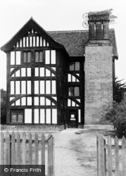 Queen Elizabeth's Hunting Lodge And Museum c.1955, North Chingford