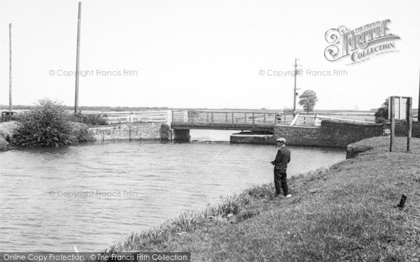 Photo of North Frodingham, The Bridge c.1955