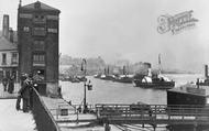 River And New Quay c.1930, North Shields