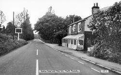Station Road And New Inn c.1965, North Thoresby
