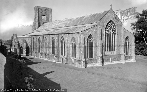 Photo of North Walsham, St Nicholas Church c.1955