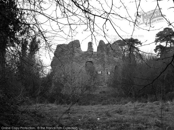 Photo of North Warnborough, King John's Castle 2004