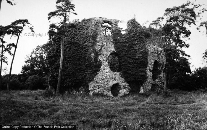 Photo of North Warnborough, The Castle 1949