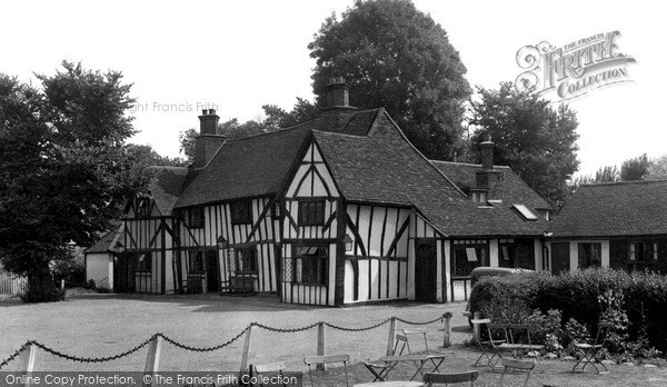 Photo of North Weald, The King's Head c.1955