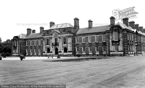Photo of Northallerton, County Hall c.1960