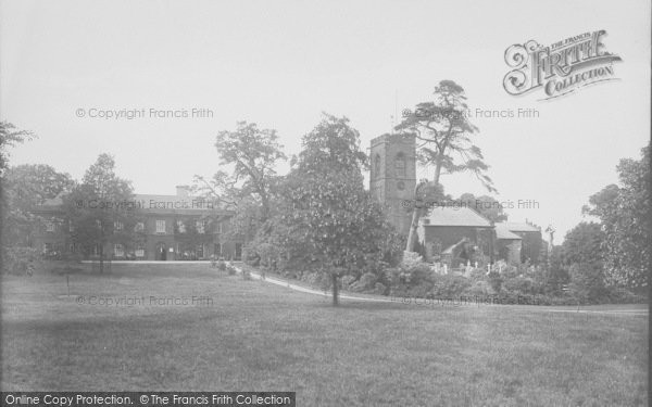 Photo of Northampton, Abington Church And Abbey 1922