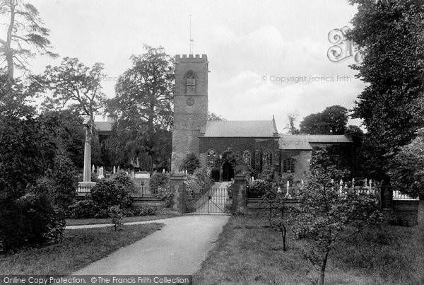 Photo of Northampton, Abington Parish Church 1922