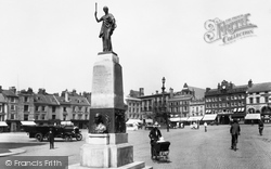 Market Square And Mobbs Memorial 1922, Northampton