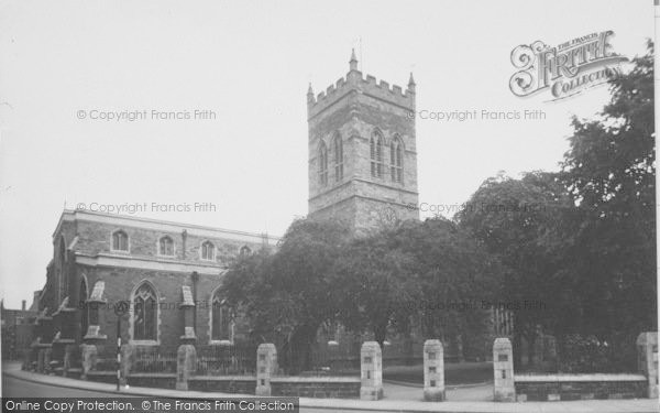 Photo of Northampton, Parish Church Of St Giles c.1955