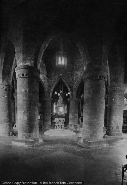 Photo of Northampton, The Church Of The Holy Sepulchre, The Interior 1922