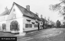 Church Road 1936, Northfield