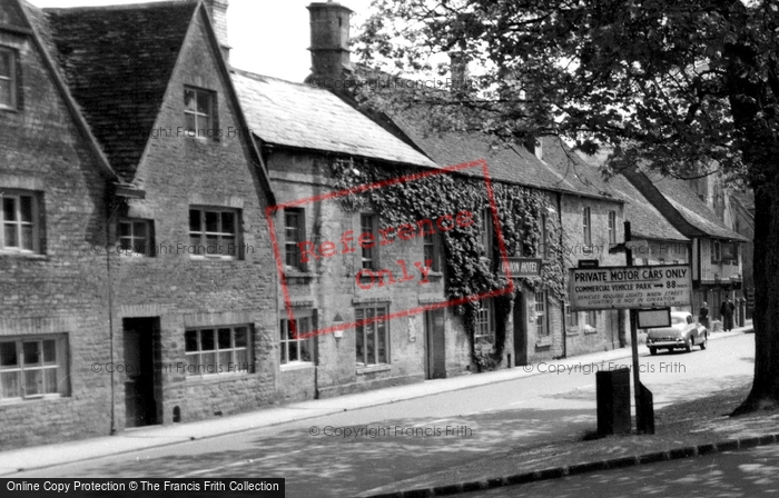 Photo of Northleach, Union Hotel c.1960