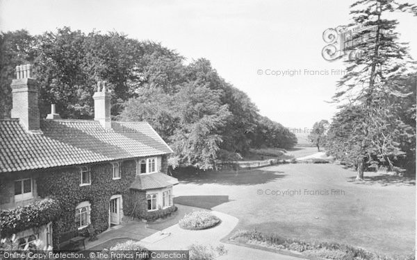 Photo of Northrepps, Northrepps Cottage 1921