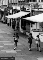 Young Girls In Joel Street c.1965, Northwood Hills