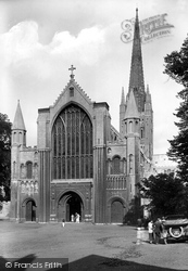 Cathedral West Front 1922, Norwich
